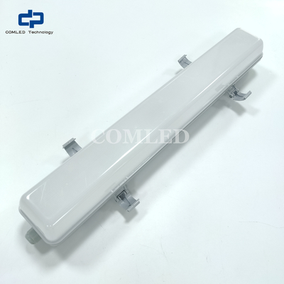 CE SAA C-Tick 5 ans de garantie lampes à LED industrielles de la batterie entrepôt 18w luminaire étanche à la vapeur IP65 résistant aux intempéries Batten Light 600mm lampes LED linéaires pour les parkings